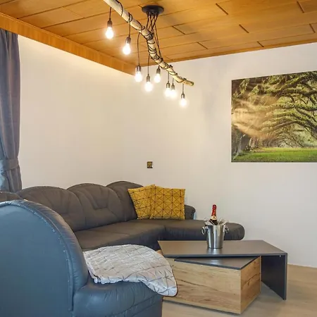Cozy In Jesberg - Apartment *