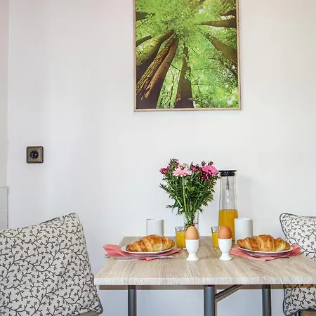 Cozy In Jesberg - Apartment *